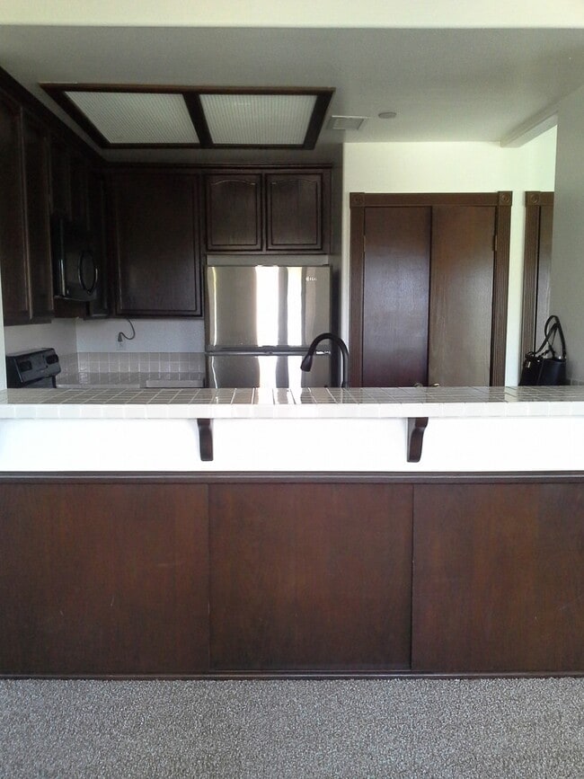 Building Photo - Terrific 1Br/1.5Ba Condo in Gated Masters Hill W/ Golf Course Views