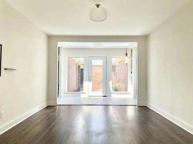 Foto del edificio - 87 W Lafayette Cir