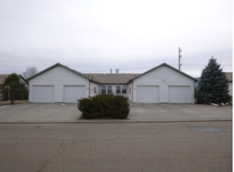 Primary Photo - 1328 Natalie St