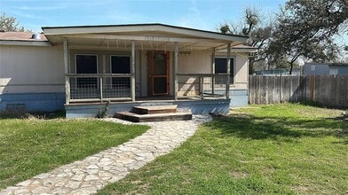 Building Photo - 204 S Cougar Ave