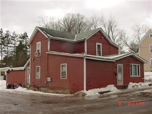 Primary Photo - 62 E Main St
