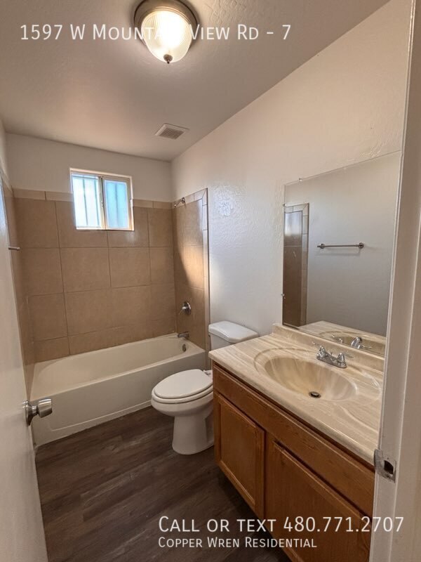 Foto del edificio - 1597 W Mountain View Rd