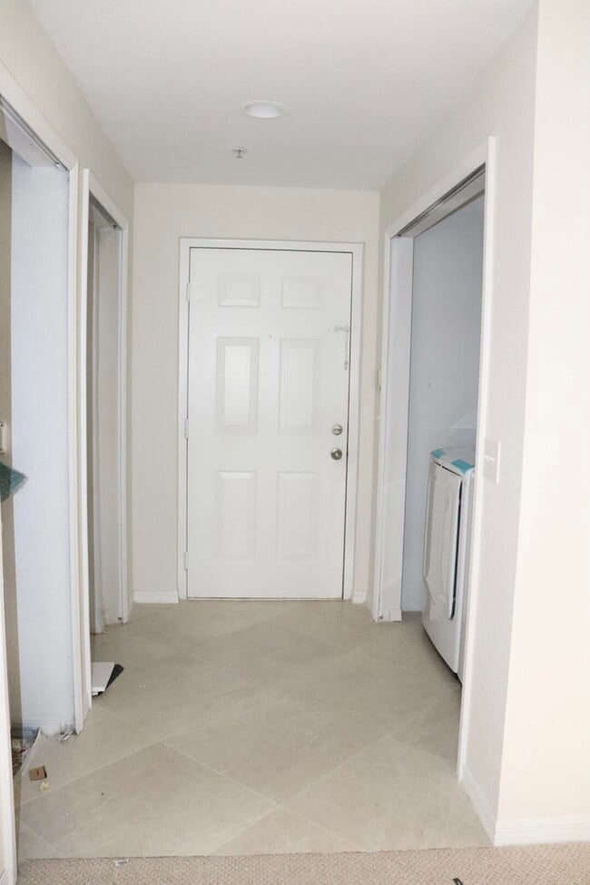 Building Photo - 11015 Legacy Ln