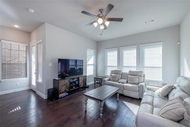 Foto del edificio - 2421 Springhill Ave