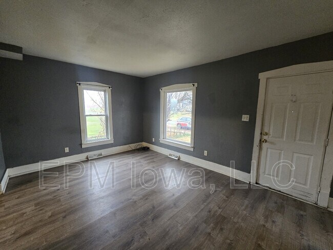 Foto del edificio - 707 Webster St