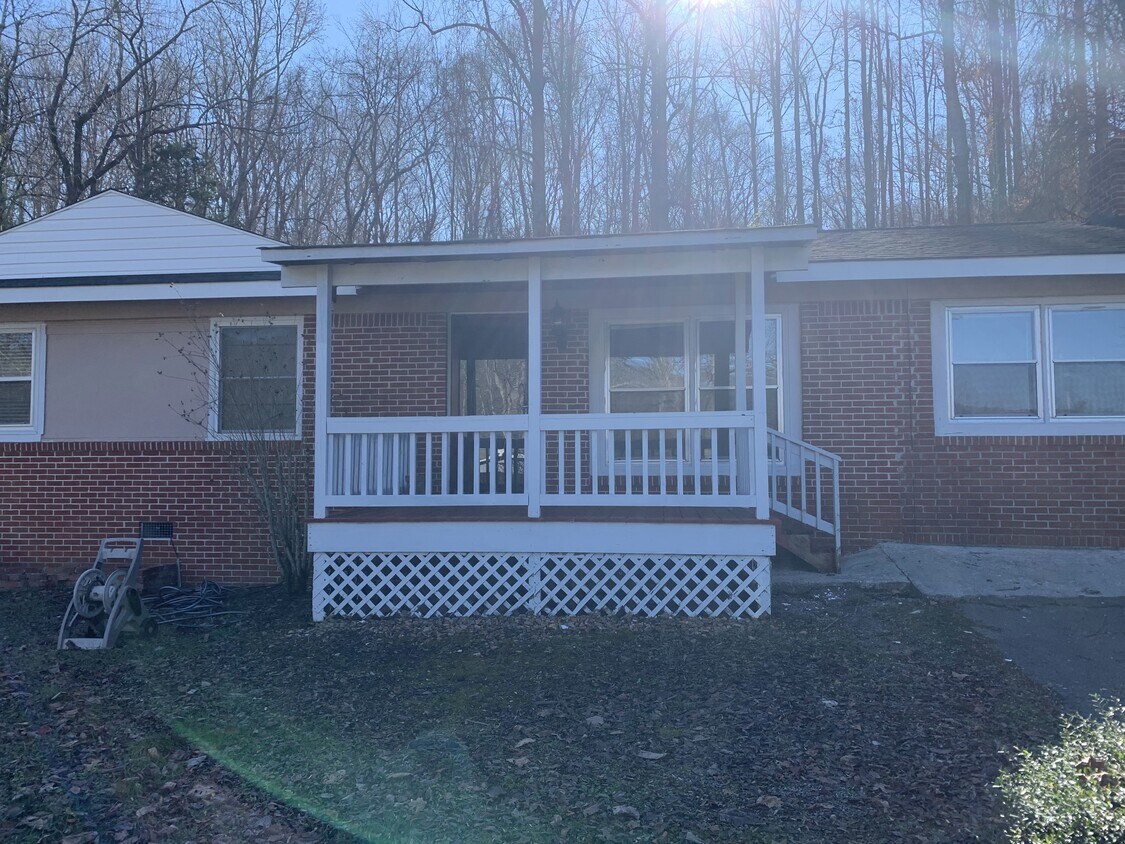 811 Castleview Cir, Jasper, TN 37347 House Rental in Jasper, TN