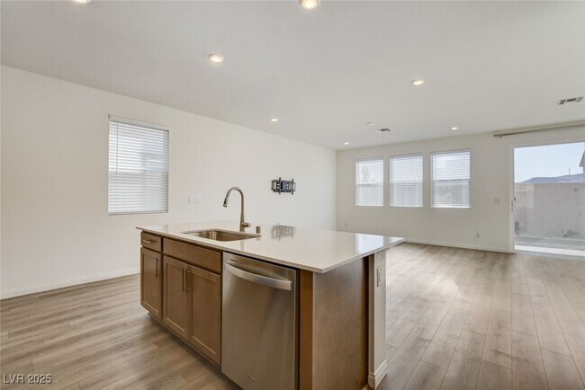 Building Photo - 10039 Sir Atlas Ct