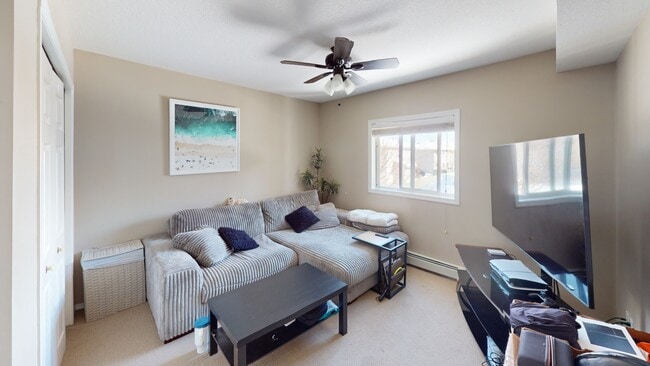 Building Photo - 11220-11220 104 Ave.