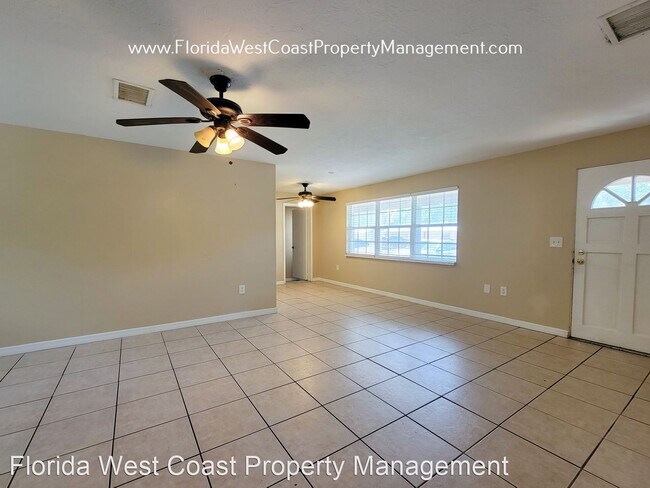 Foto del edificio - 3 br, 2 bath House - 4862 Bell Meade Dr