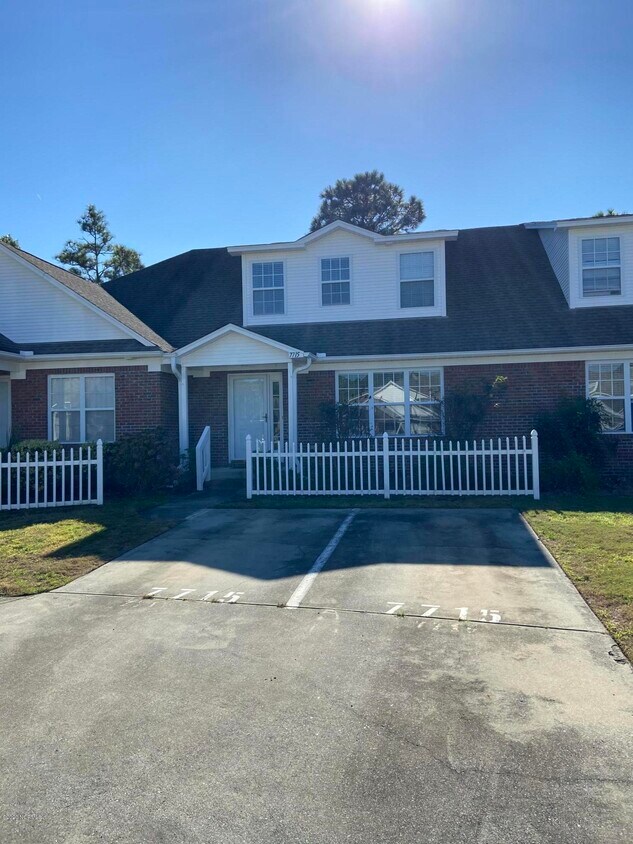 7715 Trap Way, Wilmington, NC 28412 Townhome Rentals in Wilmington NC