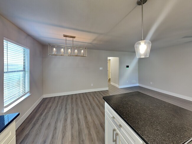 Foto del edificio - 2630 Frazier Ave