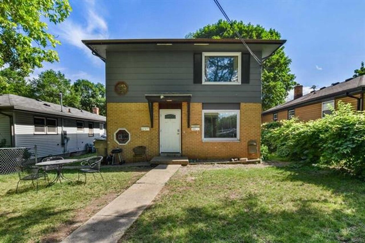Foto principal - 409-411 Bram Street