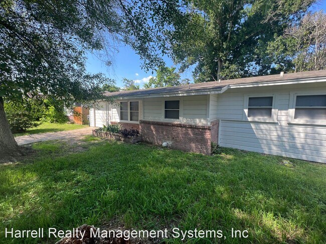 Building Photo - 3 br, 1.5 bath House - 2506 S. 26th Street