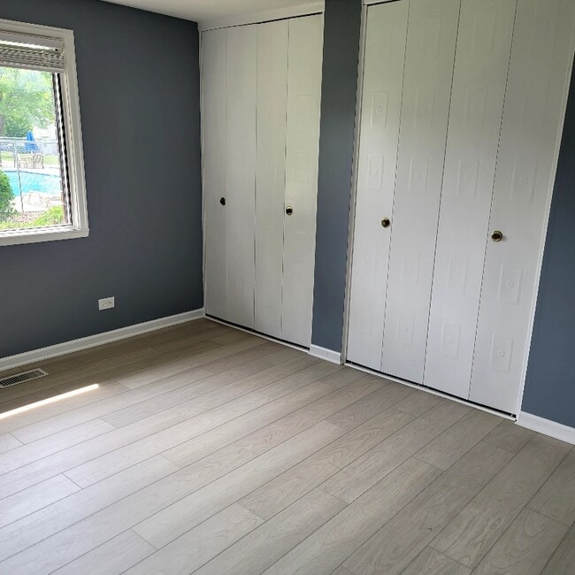 Foto del edificio - 119 Millbrook Ln