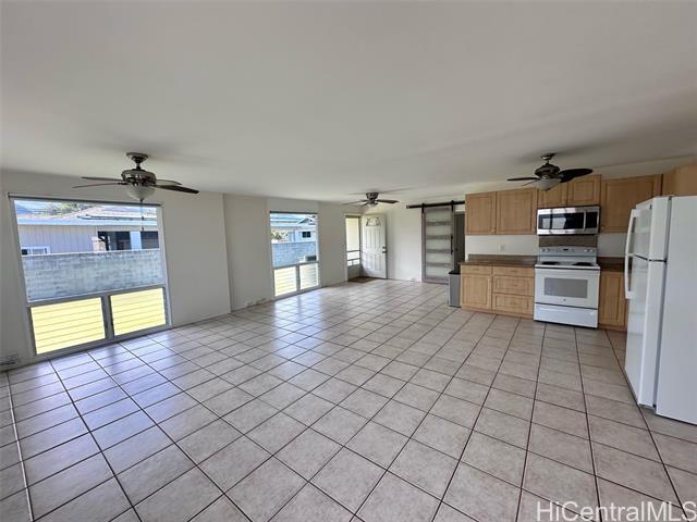 Building Photo - 420A Oneawa St