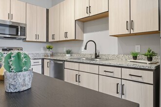 Building Photo - The Crockett