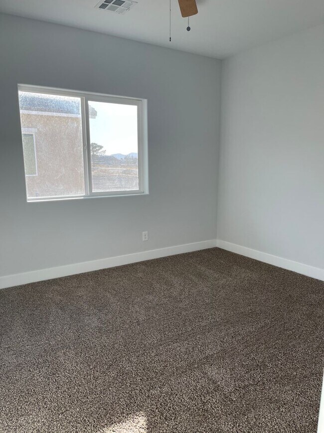 Foto del edificio - 3 Bedroom in Pahrump