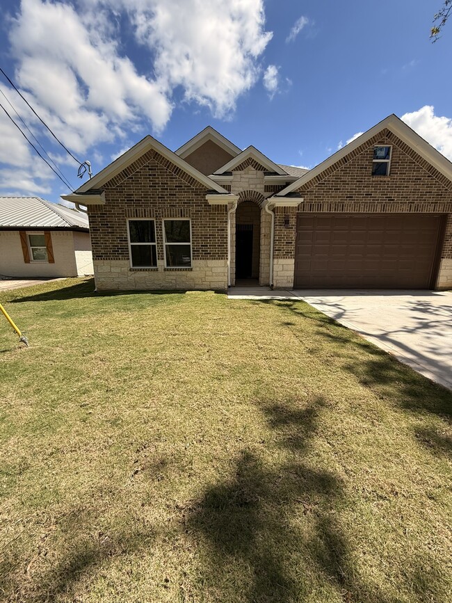 Building Photo - 14844 Coaltown Rd