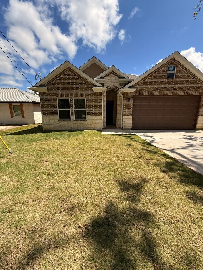 Foto del edificio - 14844 Coaltown Rd