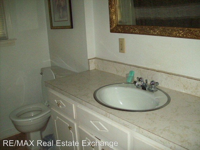 Foto del edificio - 523 E 16th St