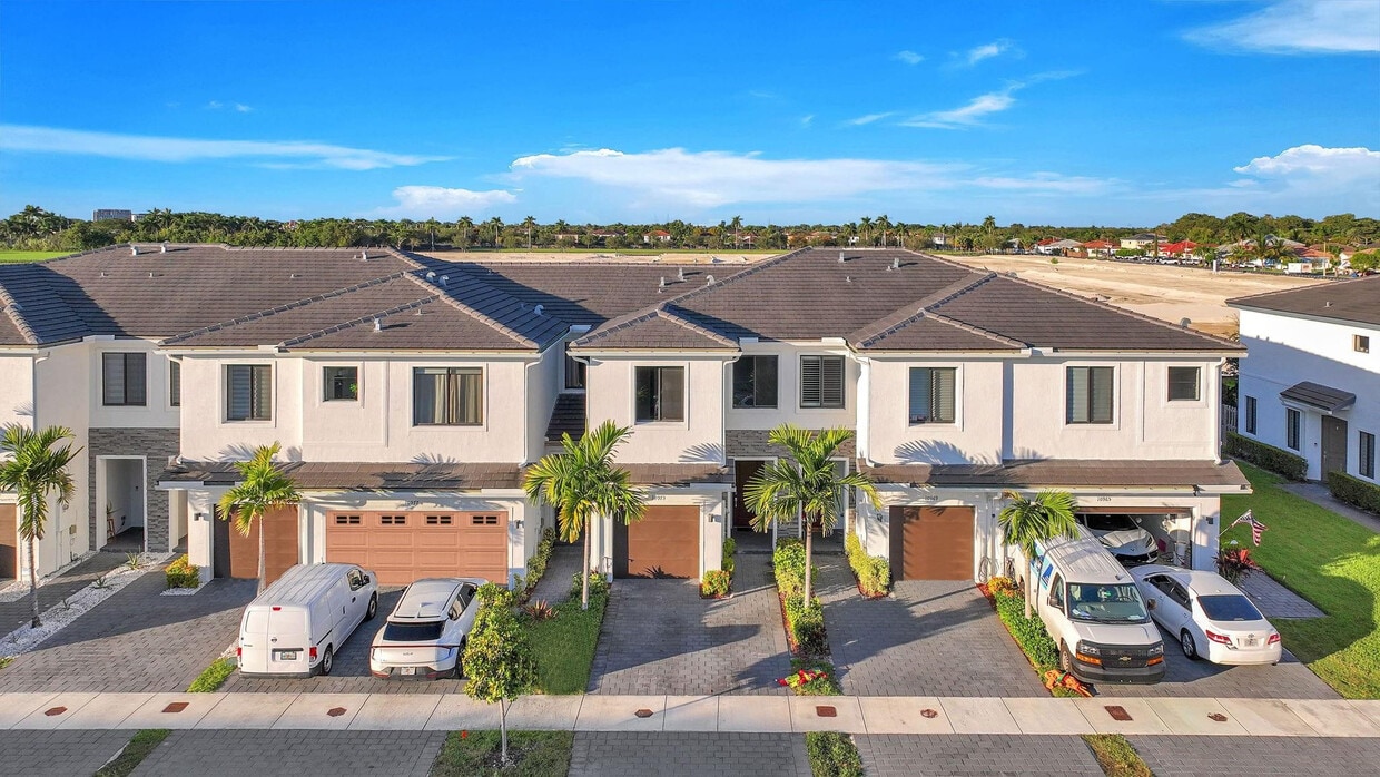 Foto principal - 10973 SW 232nd Terrace