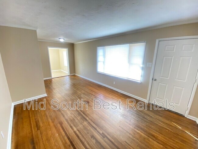 Foto del edificio - 3640 Bishops Bridge Rd