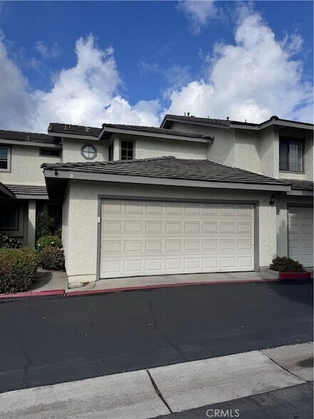 Building Photo - 1994 E Cienega Ave