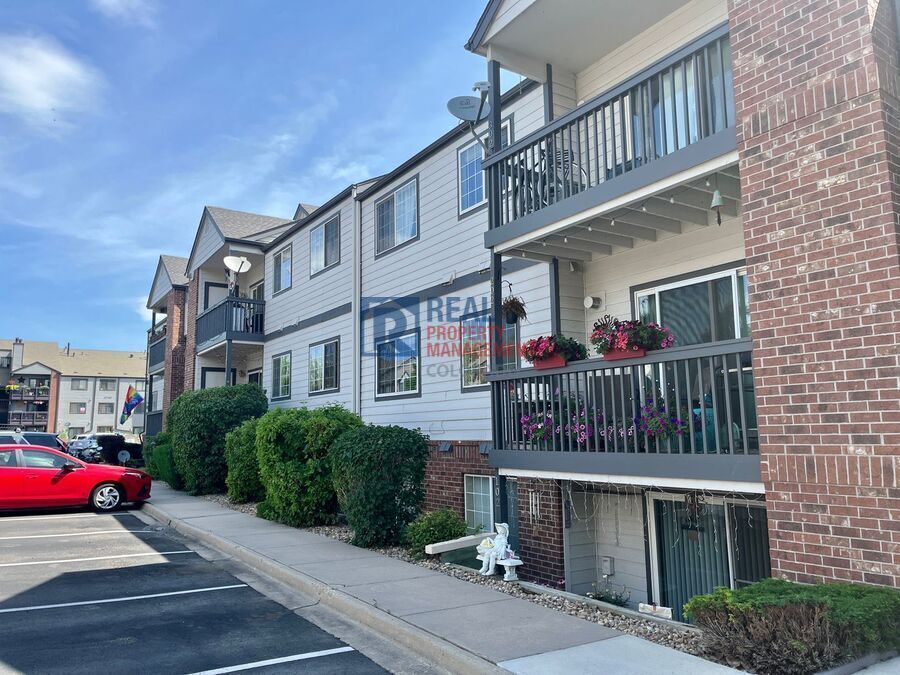 Primary Photo - 10784 W 63rd Pl