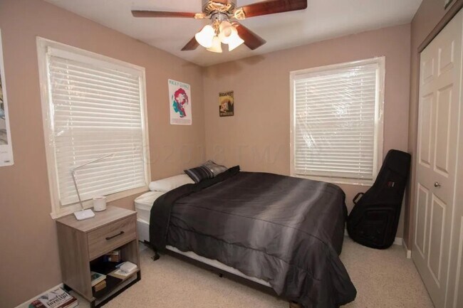 Foto del edificio - 2802-9 1/2 9 1/2 St N