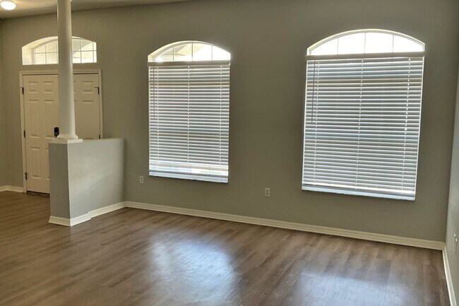 Building Photo - 4057 Byrds Crossing Dr