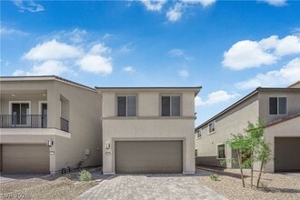 Building Photo - 10227 Estancia Hl St