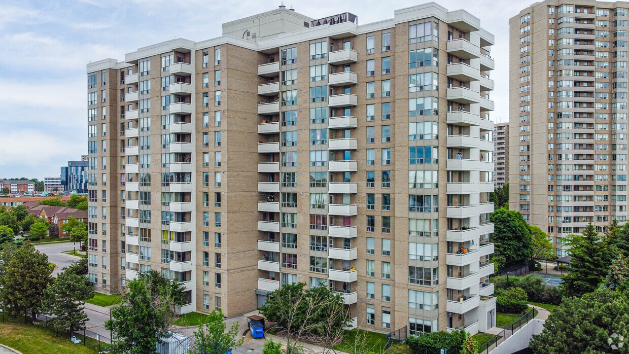 Primary Photo - Neelands Place