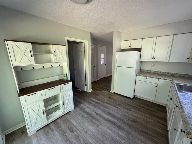 Building Photo - 3309 West Greenwood Place
