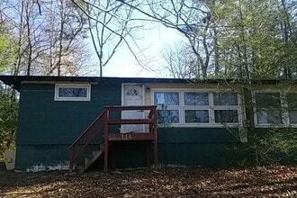 Building Photo - 114 Outer Dr