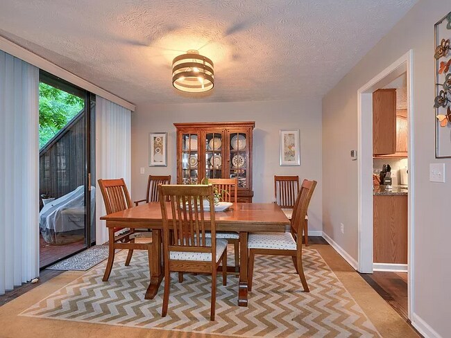 Building Photo - 4883 Powderhorn Ln