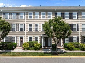 Building Photo - 264 Feldspar St