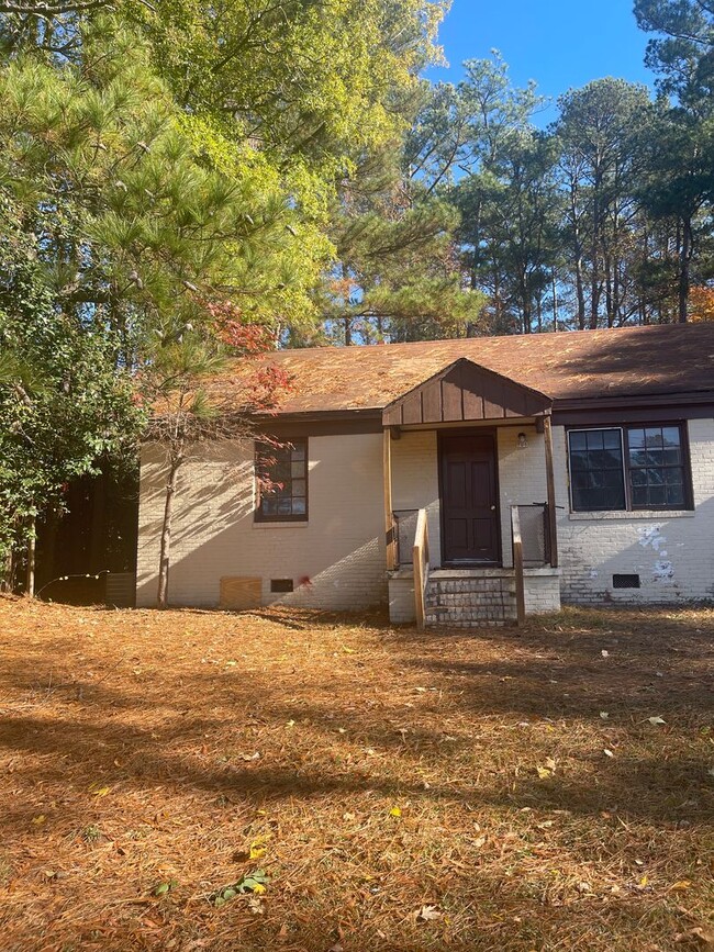 Foto del edificio - 706 N Horner Blvd