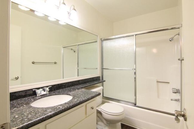 Foto del edificio - 2 bedroom in Studio City CA 91604
