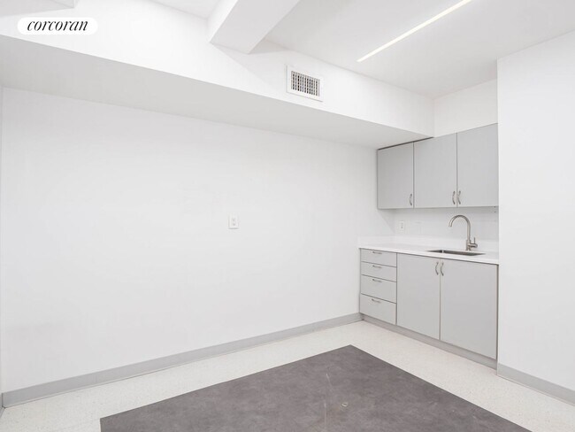 Foto del edificio - 204 E 36th St