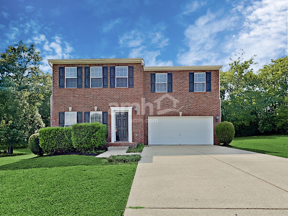 Primary Photo - 1204 Maple Ct