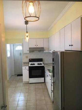 Foto del edificio - 82 AVENUE