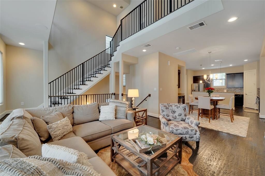 Foto principal - 2708 Leeland St