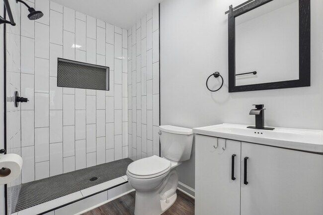 Foto del edificio - 2899 Gresham Rd SE