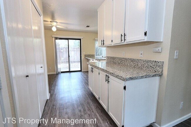 Building Photo - 2 br, 1.5 bath House - 5850 Alorn Lane