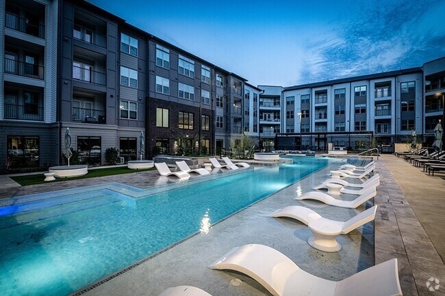 Building Photo - The Parkline