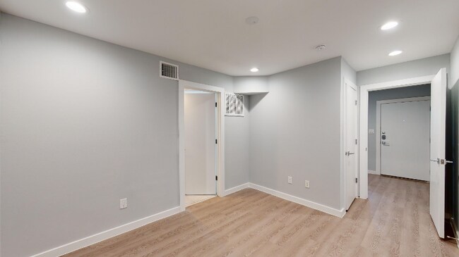 Foto del edificio - 4400 San Jacinto St