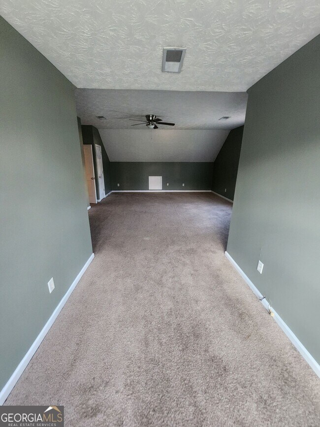 Building Photo - 5748 Wellborn Creek Dr