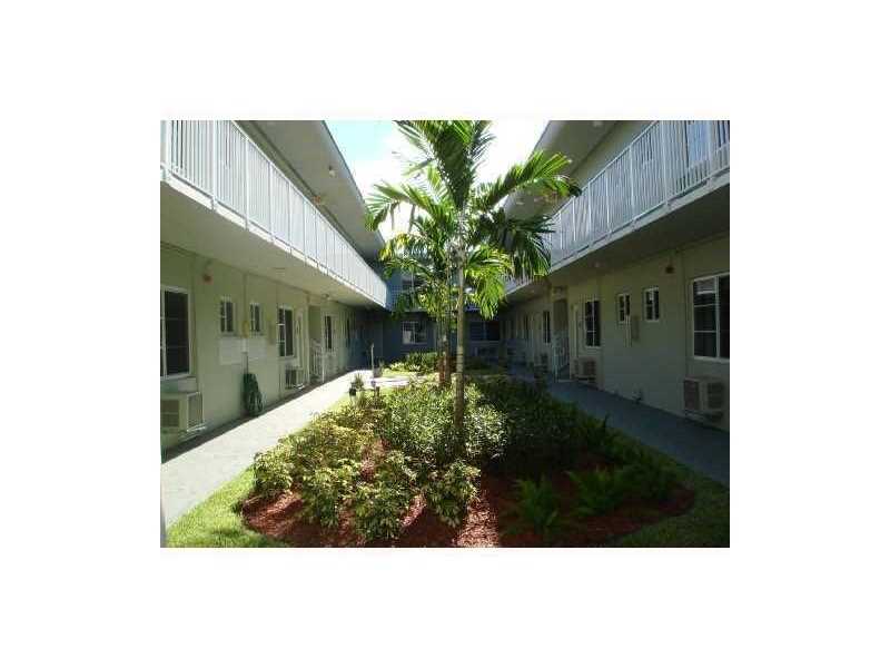 6930 Rue Versailles Dr, Miami Beach, FL 33141 Apartments in Miami