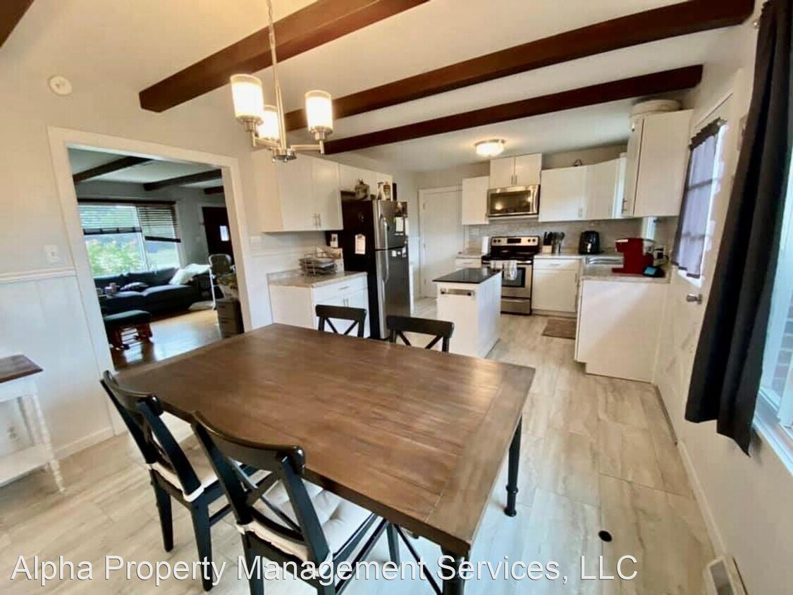 3 br, 1 bath House 606 S Washington House Rental in Knob Noster, MO