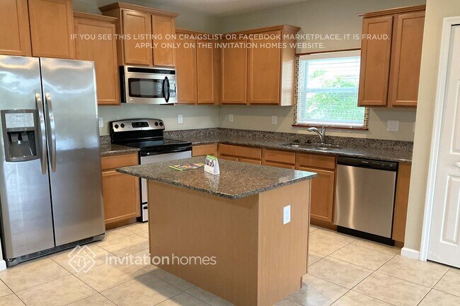 Building Photo - 1530 Corbett Ln